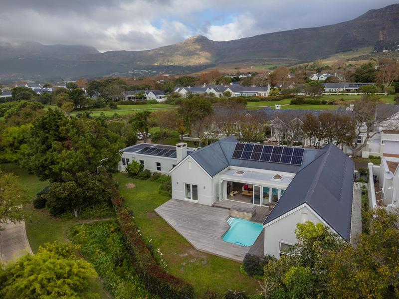 3 Bedroom Property for Sale in Steenberg Estate Western Cape